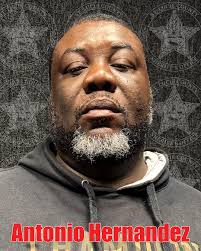 A BIG THANK YOU to Michael LaMattina of LaMattina's Trattoria & Pizza Bar  and JT McCuen for the incredible lunch drop-off to our Sheriff's Office  family! Your generosity and support mean the