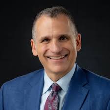 Fresh Perspectives: New Faculty Join SBS