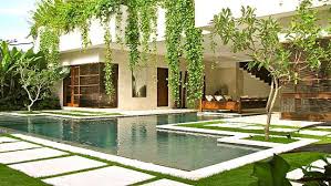 The 4 Bedroom Villas Nyaman Seminyak Cover An Area Of 570 Square Meters These Villas Are Surrounded By A Private Garden With Arsitektur Rumah Mewah Kemewahan