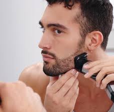 Denn früher haben die härchen die feuchtigkeit aufgenommen, jetzt sitzt der schweiß direkt auf der haut, das fühlt sich zwar feuchter an, ist aber mengenmäßig auch nicht mehr als. Gesichtspflege Vibrierend Oder Rotierend Die Frage Bei Der Rasur Welt