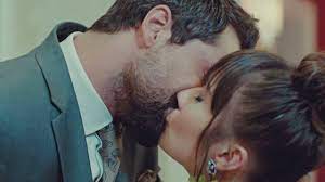 Forbidden Fruit Anticipazioni 4 settembre 2025: Alihan chiede a Zeynep di  sposarlo!