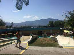 The nearest services are in osoyoos and there is a phone in the campground near site #10. Die 5 Besten Camping Platze In Osoyoos 2021 Mit Preisen Tripadvisor