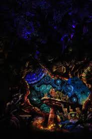 The tree will awaken in a whole new way to honor the lion king nightly through september 30, 2019. Photos Video New The Lion King Themed Tree Of Life Awakenings Series Debuts At Disney S Animal Kingdom Wdw News Today