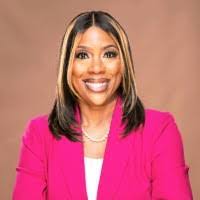 Kisha Cox's Instagram, Twitter & Facebook