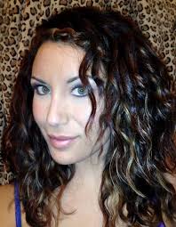 Long Layers And Caramel Highlights And Dark Reddish Brown Lowlights Naturally Curly Hair P Curly Hair Styles Curly Hair Styles Naturally Brown Straight Hair