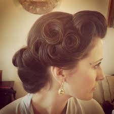 Vintage Pin Curls Google Search Vintage Hairstyles Retro Hairstyles Vintage Wedding Hair