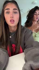 Sienna Knox's Instagram, Twitter & Facebook