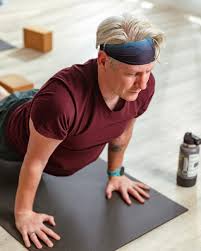 Kick your weekend off with 6p-7p Vinyasa w/ Chris TONIGHT! #missionyoga  #vinyasa #fridayflow #weekend