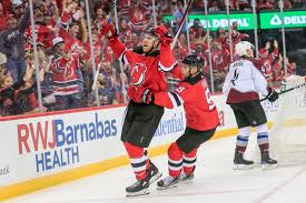 Jimmy hayes began his career as a boston college eagle, playing 117 games and finishing his time there with 81 points, a hockey east championship in 2009, and climbed the. Uoaszbnfgwr3tm