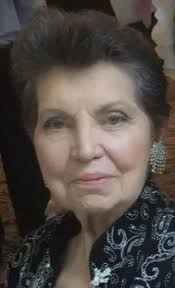 Anna Licata's Instagram, Twitter & Facebook