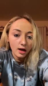 Chloe Hartman's Instagram, Twitter & Facebook