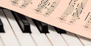 Bunyi khas yang dimiliki tangga nada diatonis biasanya diperdengarkan pada musik modern atau model kontemporer. Mengenal Tangga Nada Diatonis Dan Pentatonis Serta Perbedaannya