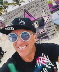 All three Sarah McLachlan School of Music locations are now open and  welcoming over 1,100 students each week! Across Vancouver, Greater Surrey  and Edmonton, we are proud to provide over 50,000 hours