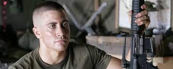 Longe de casa, publicou uma fotografia no seu instagram que revela um bocadinho do ambiente vivido nas gravações do. Jake Gyllenhaal Versteckt Sich In The Lost Airman Vor Den Nazis Kino News Filmstarts De