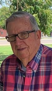 Lester Isbell's Instagram, Twitter & Facebook