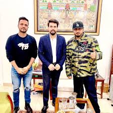 Urvashi rautela was born and raised in haridwar, a small town in the indian state of uttarakhand. Yo Yo Honey Singh Yoyohoneysingh Instagram Photos And Videos