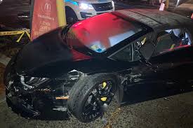 Red man crashed lamborghini huracan with stick vs mr. Bumbling Thief Steals 240k Lamborghini Crashes Hours Later