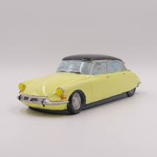 Image result for Jaune Lacerta 2011 Citroen