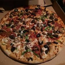 مطعم دومينوز بيتزا في تبوك