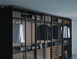 Pin Su Dressing Room