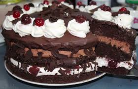 Magnifique Foret Noire Gateaux Et Delices Foret Noire Faire Fondre Du Chocolat