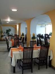 Hotel mara sinaia deschis oficial in decembrie 1995, intrat in lantul international holiday inn in mai 1998. Hotel Central In Medias Romania Lets Book Hotel