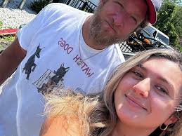 Dave Portnoy visits multiple pizza joints during CT review tour