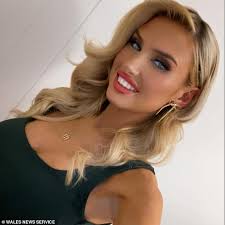 Drunk young mum glassed best friend at busy club, leaving her needing 41  stitches, after a row about a dog