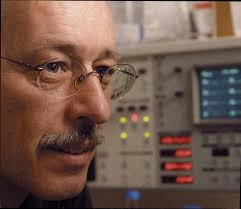 FOLLOW THE LEADERS CANADIAN INNOVATION