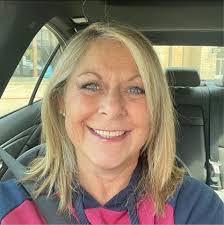 Shannon Carmichael's Instagram, Twitter & Facebook