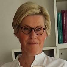 Über den ernsten Kern dieses wunderbaren Post sollten einige mal  nachdenken! Unsere Gesellschaft ist bunt und divers und das soll auch bitte  so bleiben! Wer das anders sieht, darf „meine Bubble“… |