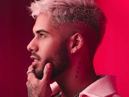 Zé Felipe aparece em parada da Billboard |