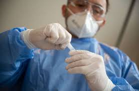 Im kreis ravensburg brach ein schlittschuhläufer durch das eis und starb. Coronavirus In Baden Wurttemberg Corona Inzidenz Sinkt Weiter Auf 48 4 Baden Wurttemberg Stuttgarter Zeitung