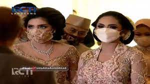 Keduanya akan bertindak sebagai saksi pernikahan untuk aurel dan atta. Nm5apvwb61 Ijm