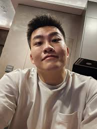 給大家看一下我的下巴