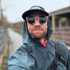 Running hills & drinking coffee. #hillrepeatsmonday #marathontraining