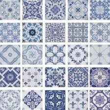 Portuguese Traditional Decorative Hand Painted Ceramic Tiles That Could Be Turned Into Quilt Patterns Painting Ceramic Tiles Painting Tile Hand Painted Tiles
