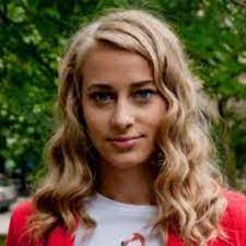 From wikimedia commons, the free media repository. Julia Rosnowska Juliakamisek Twitter