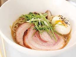 In a saucepan, place the pork belly. Braised Pork Belly Ramen