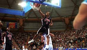 Pour les fan de basket cette chaine est faites pour vous!! Il Y A 20 Ans Vince Carter Claquait Le Dunk Le Plus Fou De L Histoire