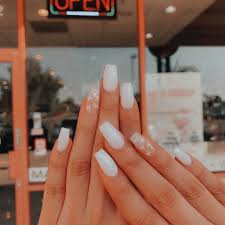 Halloween acrylic nails black acrylic nails summer acrylic nails best acrylic nails long black image uploaded by @purple_evanjline_chaiby. Pinterest Norajjoness Norajjoness Pinterest New Short Acrylic Nails Designs White Acrylic Nails Simple Acrylic Nails