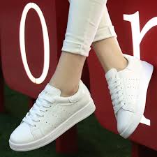 Sepatu olahraga wanita terbaru 2019 warna putih versi korea sepatu sneakers cewek trendy sp 014 shopee indonesia. Sepatu Kets Sneakers Wanita Cewek Putih Casual Elegant Korea Sekolah Kuliah Olahraga Kuliah Murah Shopee Indonesia
