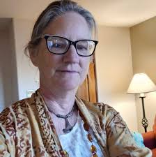 What information and photos are available about the Pee Wee Herman house in Lowell,  Washington?