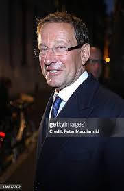 1,495 Richard Desmond Photos & High Res Pictures