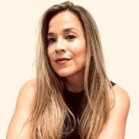 Laura Cordova's Instagram, Twitter & Facebook