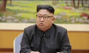 1953 óta a világ többi részétől teljesen elzártan folyik itt az élet. Eszak Korea Veszelyben A Diktator Kim Dzsong Un Elete Delhir Portal