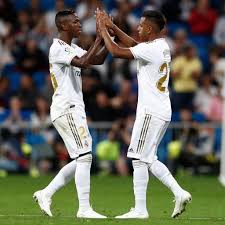 Obrigado Senhor Debut Oficial Con La Camiseta Del Real Madrid Que Momento Gracias Casemiro Ahora Seguir Trab Real Madrid Madrid Madrid Derby