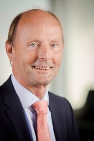 Franke mit neuer Vertriebsstruktur