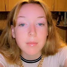 Tamsin Freeman's Instagram, Twitter & Facebook