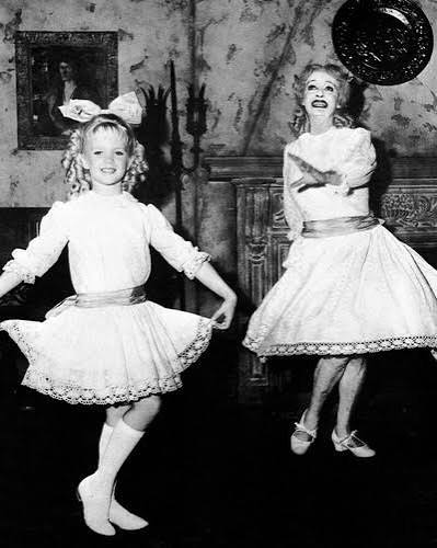 Bette Davis What Ever Happened to Baby Jane? Posters and Photos 107246 |  Movie Store